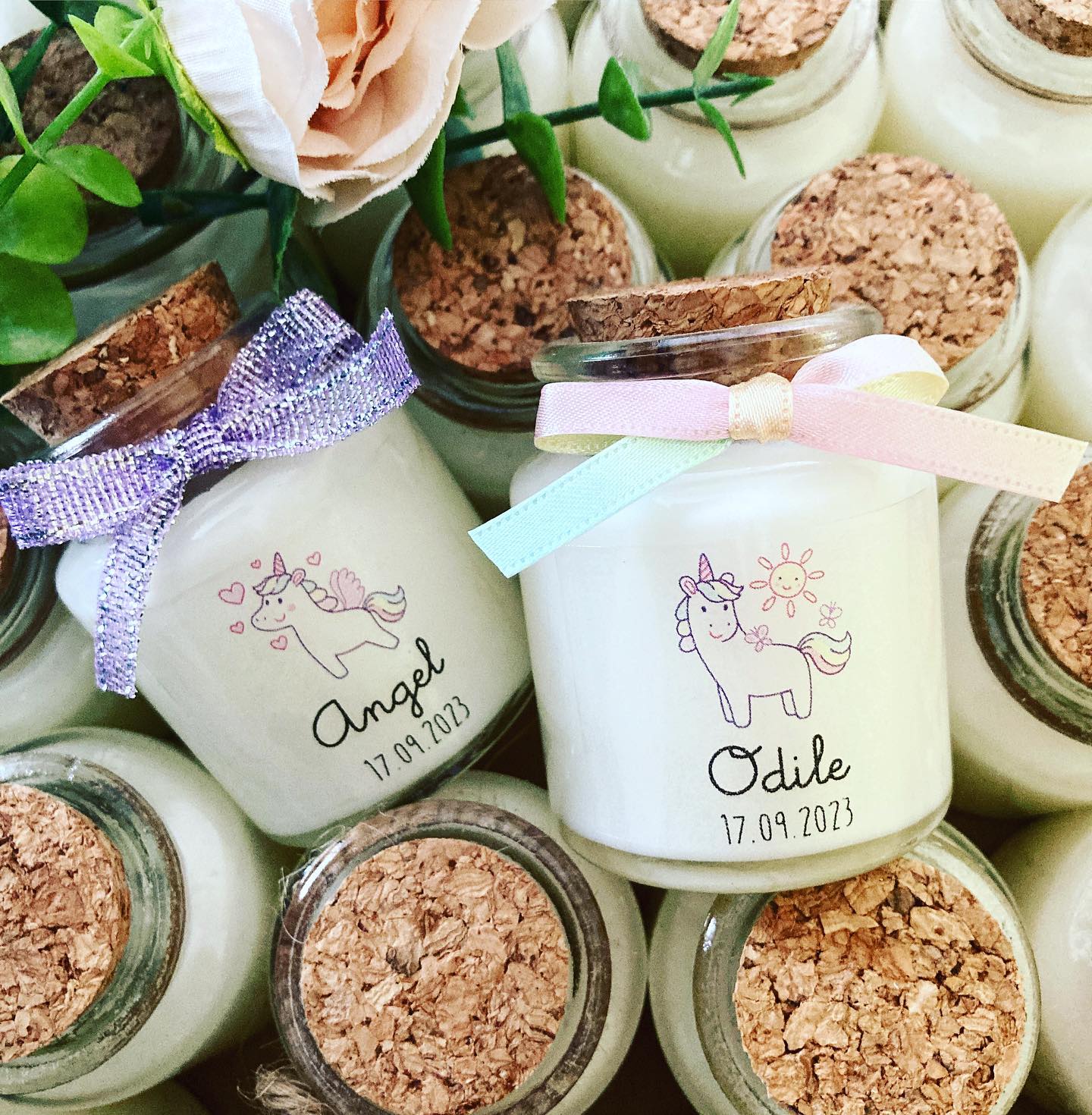 🦄 🌈 Préparez-vous à ajouter de l'éclat et de la couleur à vos célébrations avec ces bougies personnalisées licorne multicolore ! Une façon si excitante de montrer à vos invités à quel point vous les appréciez ! #babyshower #bapteme #anniversaire #genderreveal #licorne
Pour commander: voir lien en bio et soutenez notre petite entreprise en nous suivant @candlesofprovence . Lien produit attaché en cliquant sur la photo.
#birthday #originalguestgifts #LGBTpride #candlesofprovence #cadeaux #bougies #bougiepersonnalisée #unicorn #multicolore #cadeauinvite #cadeauxinvites #lgbt #lgbtq #pride #lgbtq🌈 + #cadeaupersonnalisé #nongender #arcenciel🌈 #bapteme2023 #baptemegarcon #baptemegarcon #babyshowerideas #handmade #handmadewithlove #faitmain