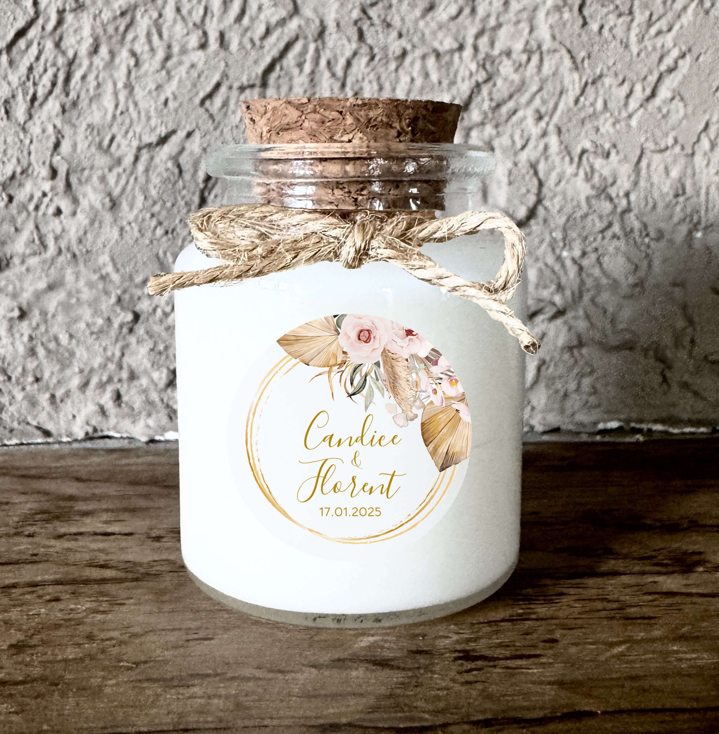 Bougie personnalisée mariage boho chic avec fleurs séchées et cercle doré