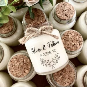 Cadeaux invités mariage: Bougie personnalisée parfumée Modèle Aline