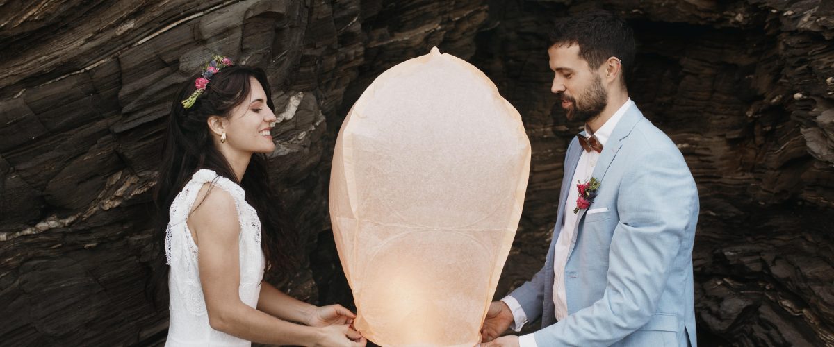 De la magie à votre mariage avec un lâcher de lanternes volantes