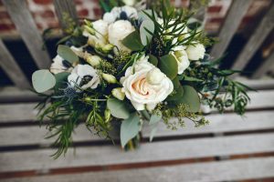 Mariage d’Anémones et d’Eucalyptus Naturel, un Duo Élégant ! Mariage d’Anémones et d’Eucalyptus Naturel, un Duo Élégant !