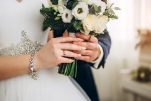Mariage d’Anémones et d’Eucalyptus Naturel, un Duo Élégant ! Mariage d’Anémones et d’Eucalyptus Naturel, un Duo Élégant !