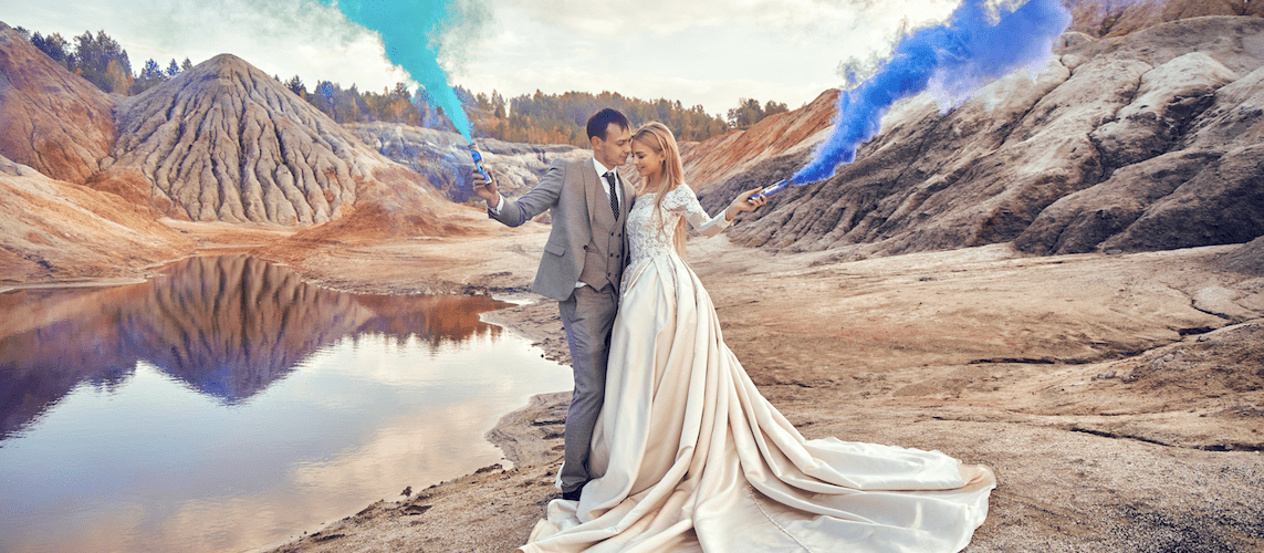 Les fumigènes colorés, must-have pour vos photos de mariage