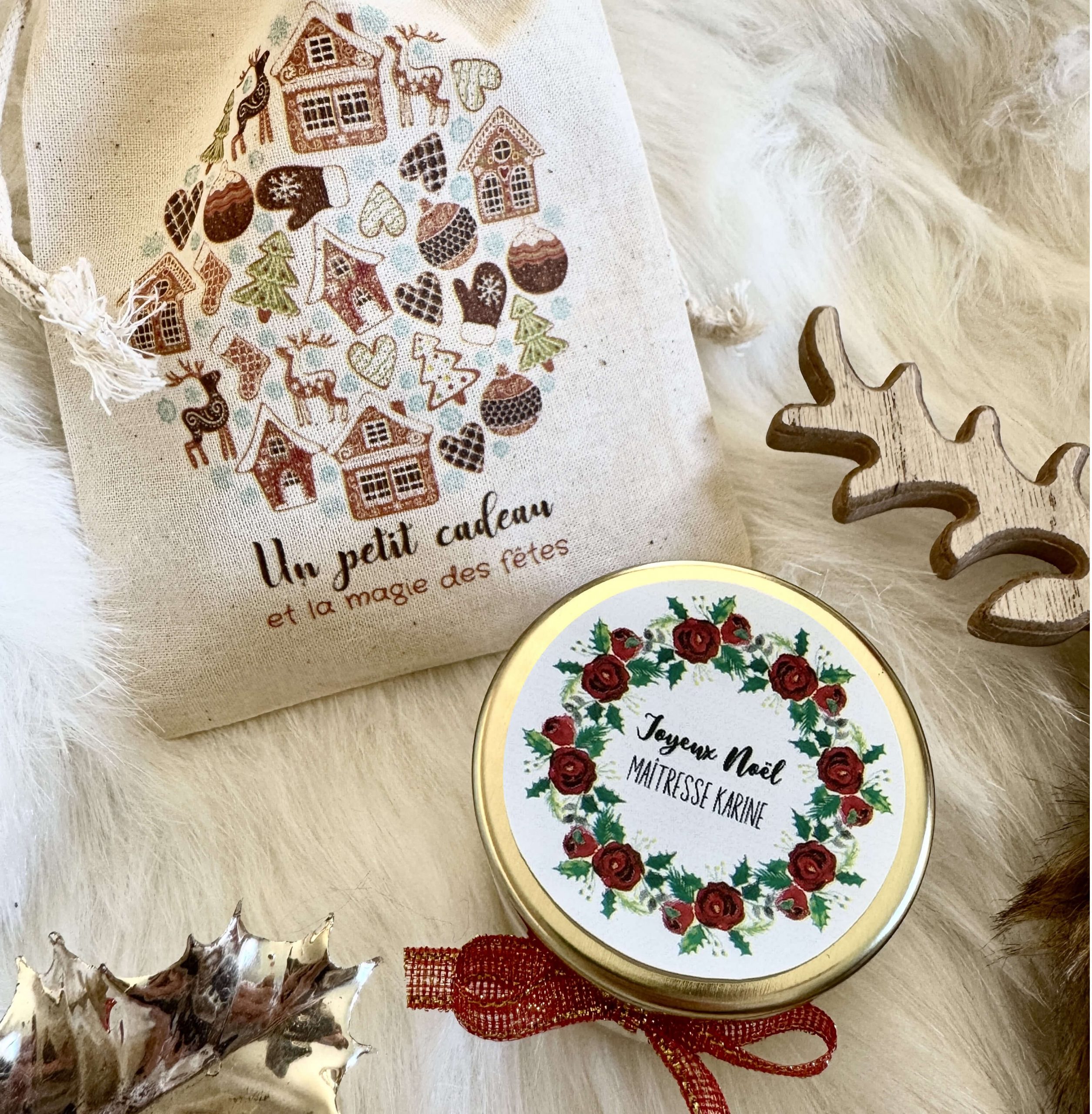 Bougie de Noël personnalisée avec pochon motif pains d’épices