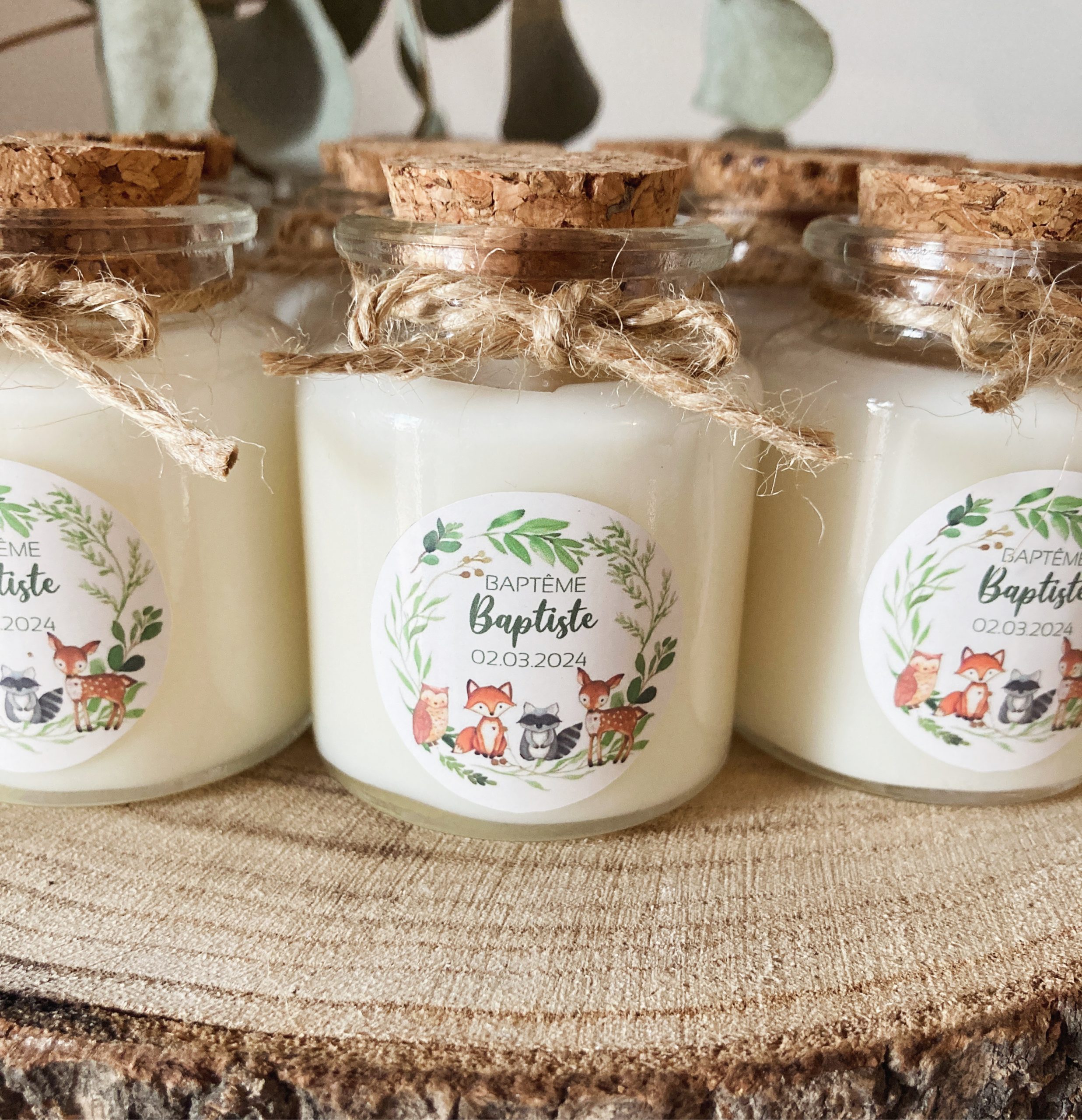 Bougies personnalisées baptême Baptiste, cadeaux invités thème végétal et animaux